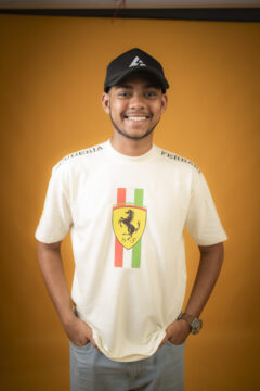 Unique Latest Mens Solid Round Neck T Shirt